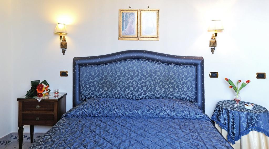 Residenza Del Duca Amalfi Quarto foto