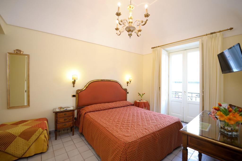 Residenza Del Duca Amalfi Quarto foto